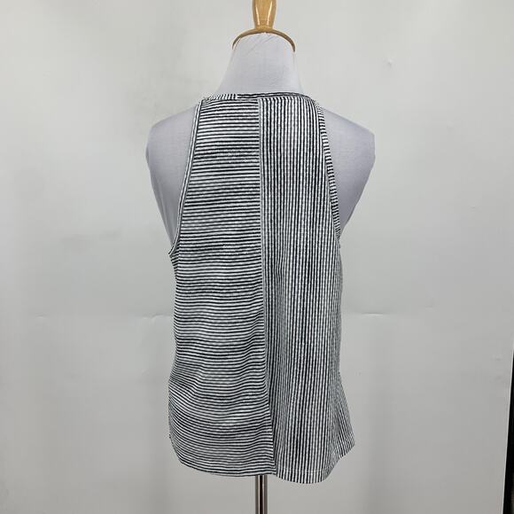 Nike Tank Top Womens M Medium White Black Dri Fit Court Printed Running Athletic - Picture 5 of 12